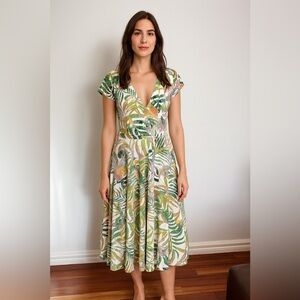 NWT - Long Tall Sally - Jungle Leaf Print Dress. Size: 18 - pit to pit is 25"